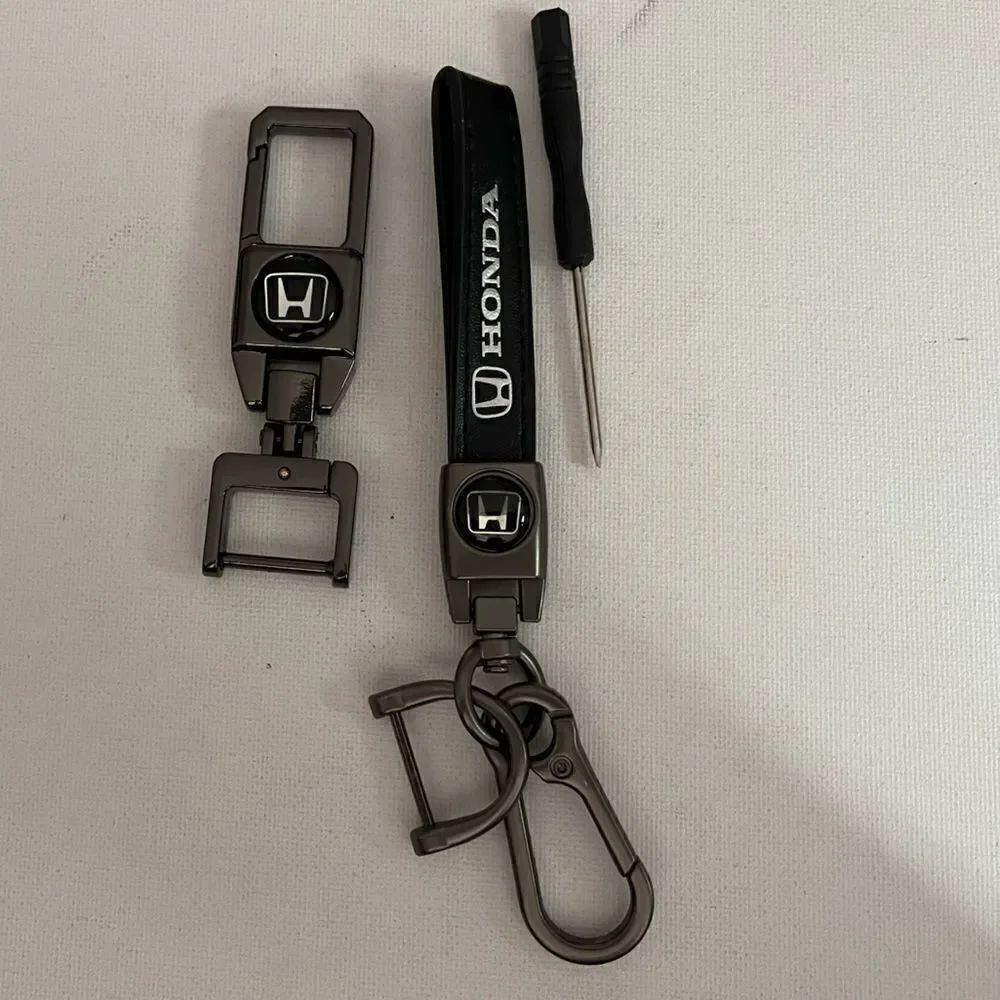 Honda Logo Key Fob Keychain in black Leather and Metal Keychain Set of 2 NWT